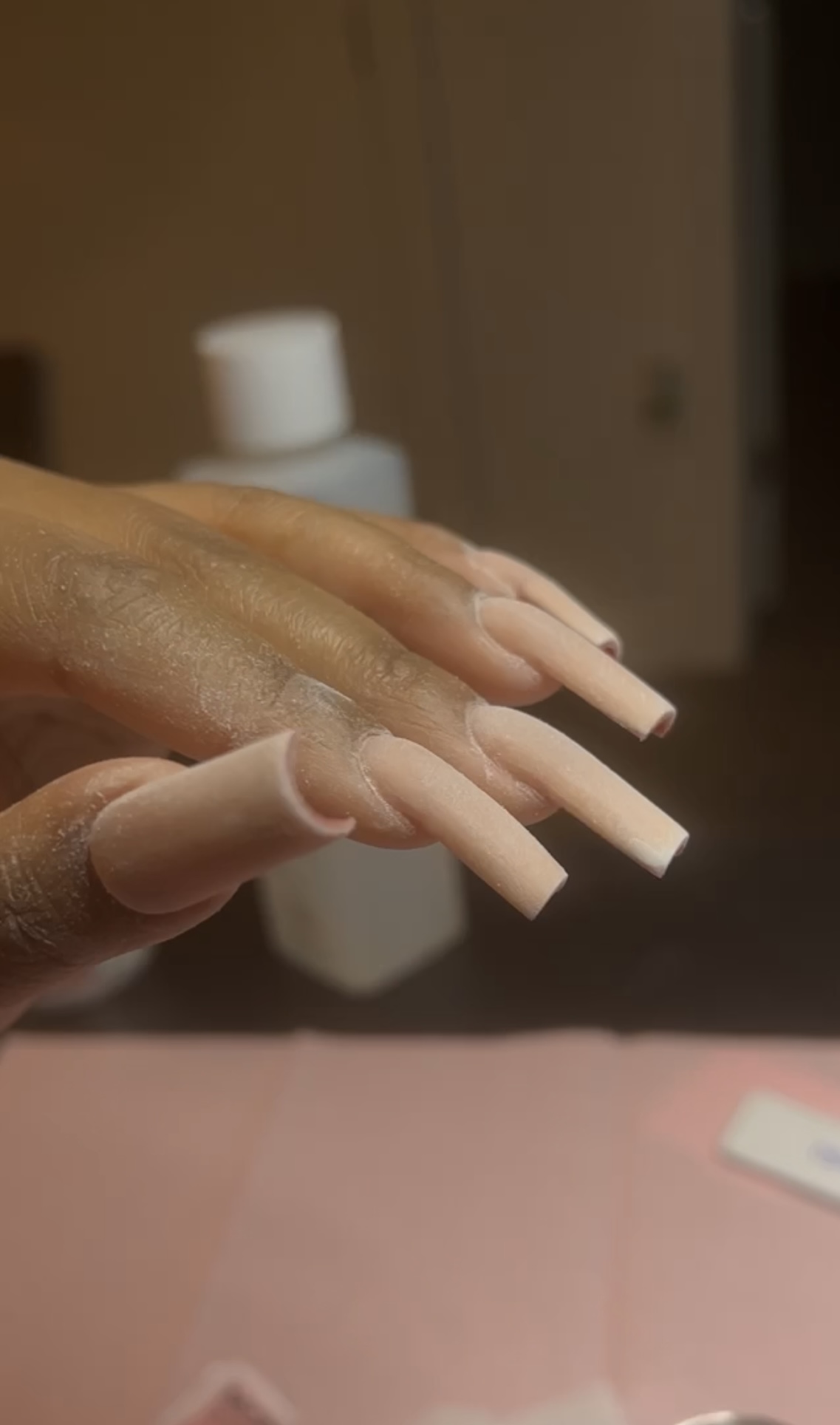 Three-week nail enhancement rebalance