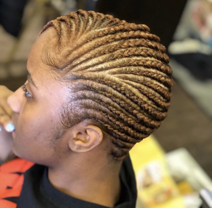 Schedule Appointment with Shears Lounge Beauty Salon