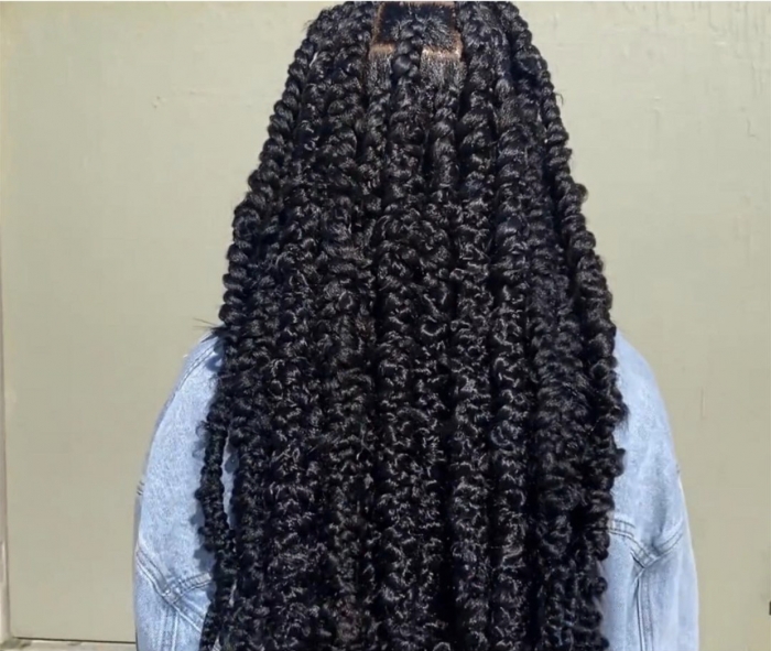 Schedule Appointment With Aveeena Salon