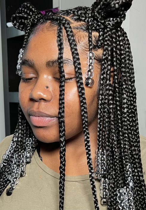 Shoulder length knotless with beads