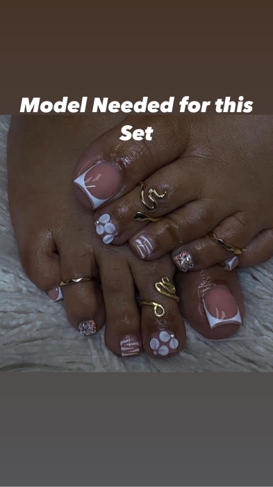 Schedule Appointment with Azari Nails & Beauty Bar LLC