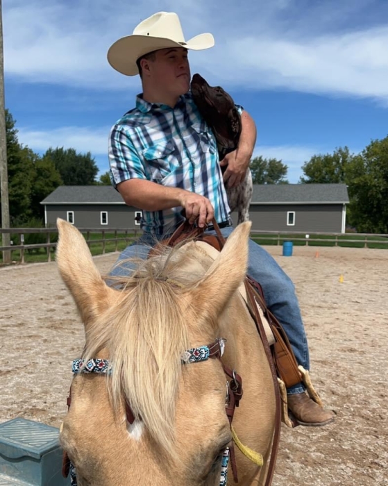 Schedule Appointment with Lucky Stables LLC 🍀